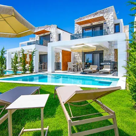 Sunrise Olea Collection Apartment