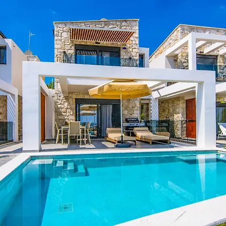 Sunrise Olea Collection Apartment